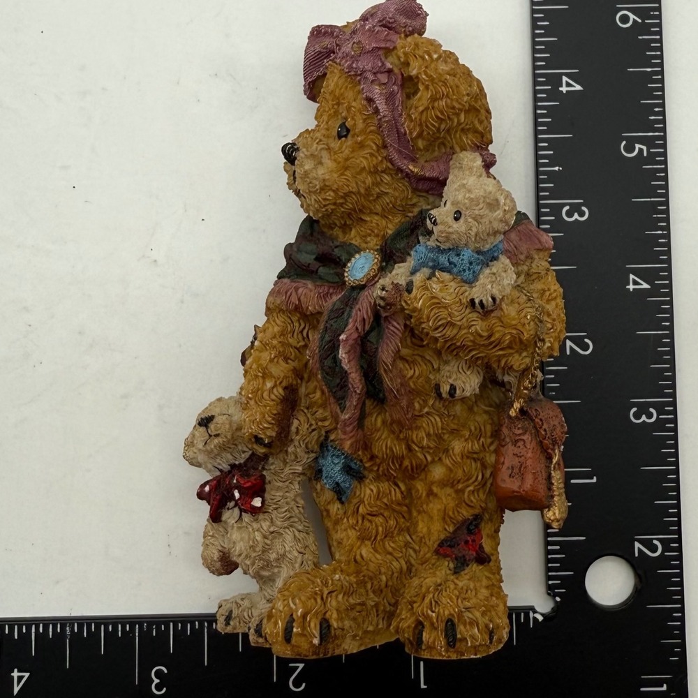 Cherished Teddies Figurine mama Bear baby Holding Book Scarves and‎ Bows